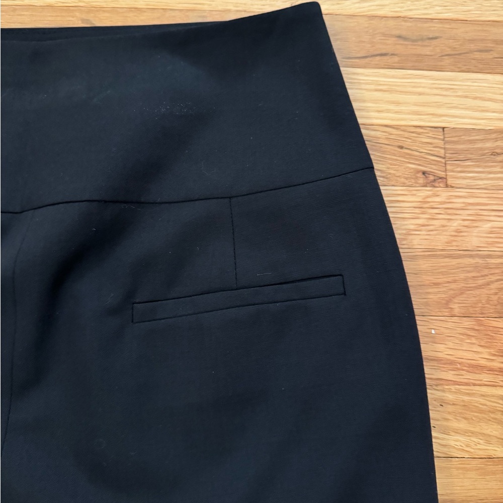 Black Banana Republic Stretch Pencil Skirt made with Italian Fabric - Picture 6 of 7